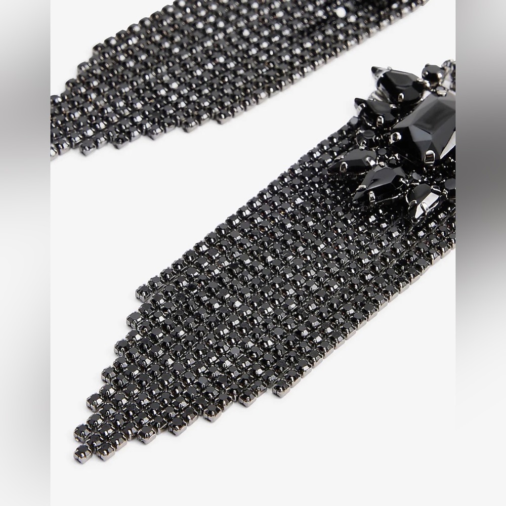 NWT Express Black Stone Fringe Drop Earrings - Picture 4 of 4